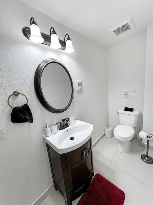 Vacay Spot Experience Luna Sky! 65" Tv Bar, Bbq, Shower Massage Jets, Music, Go To Fl Keys Гомстед Екстер'єр фото