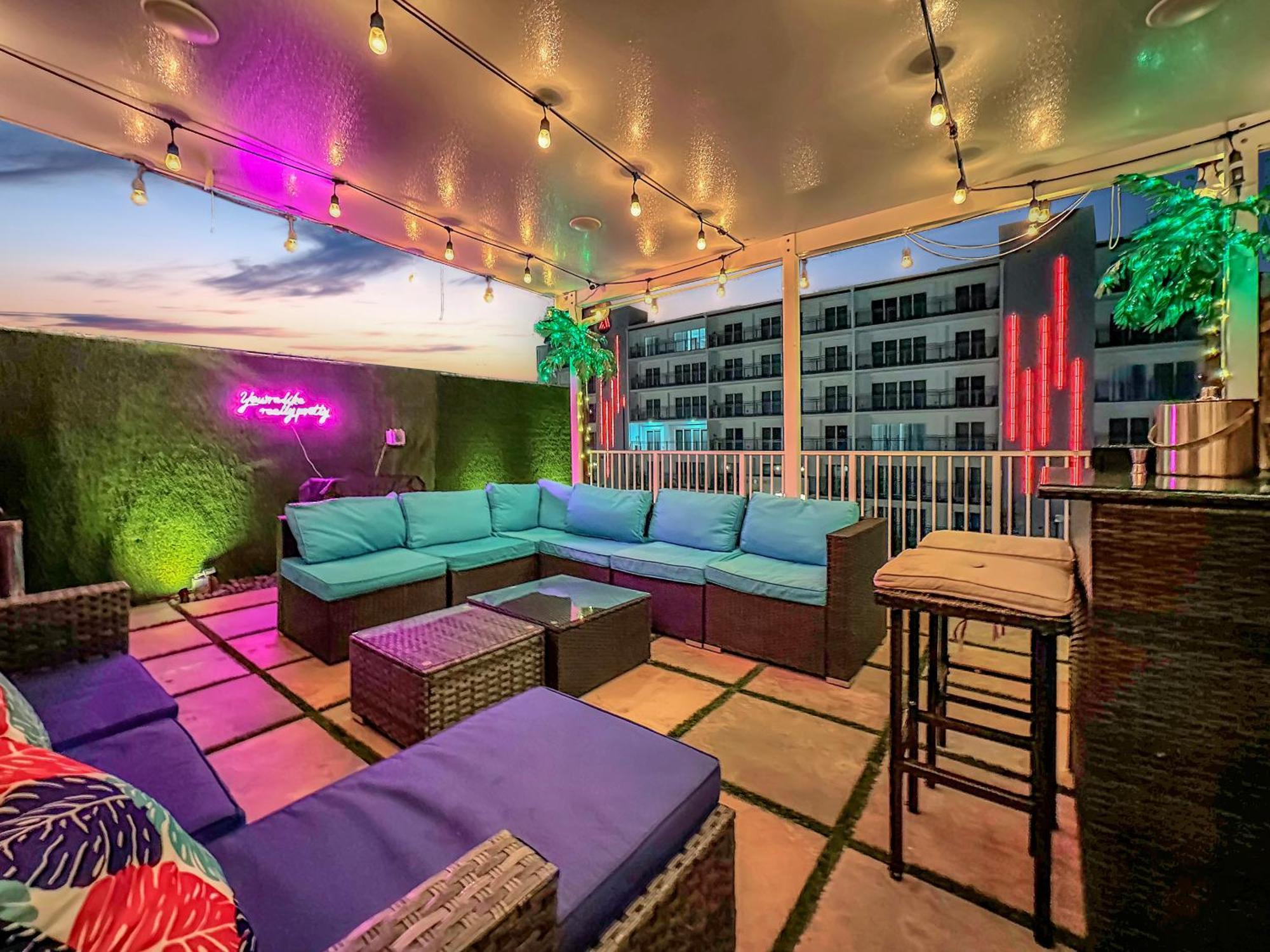 Vacay Spot Experience Luna Sky! 65" Tv Bar, Bbq, Shower Massage Jets, Music, Go To Fl Keys Гомстед Екстер'єр фото