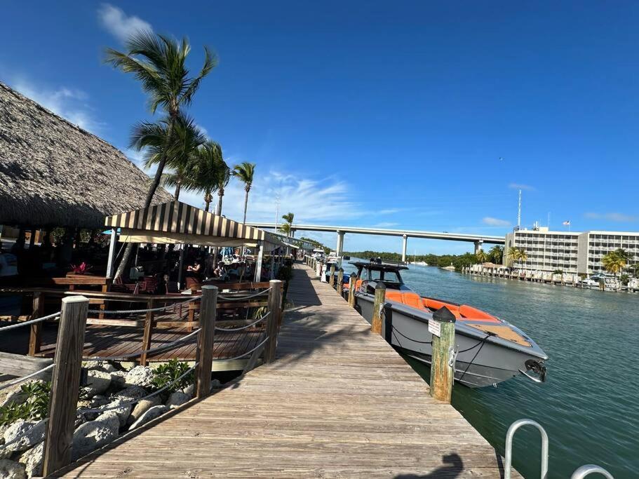 Vacay Spot Experience Luna Sky! 65" Tv Bar, Bbq, Shower Massage Jets, Music, Go To Fl Keys Гомстед Екстер'єр фото