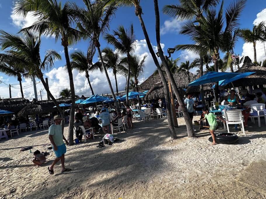Vacay Spot Experience Luna Sky! 65" Tv Bar, Bbq, Shower Massage Jets, Music, Go To Fl Keys Гомстед Екстер'єр фото